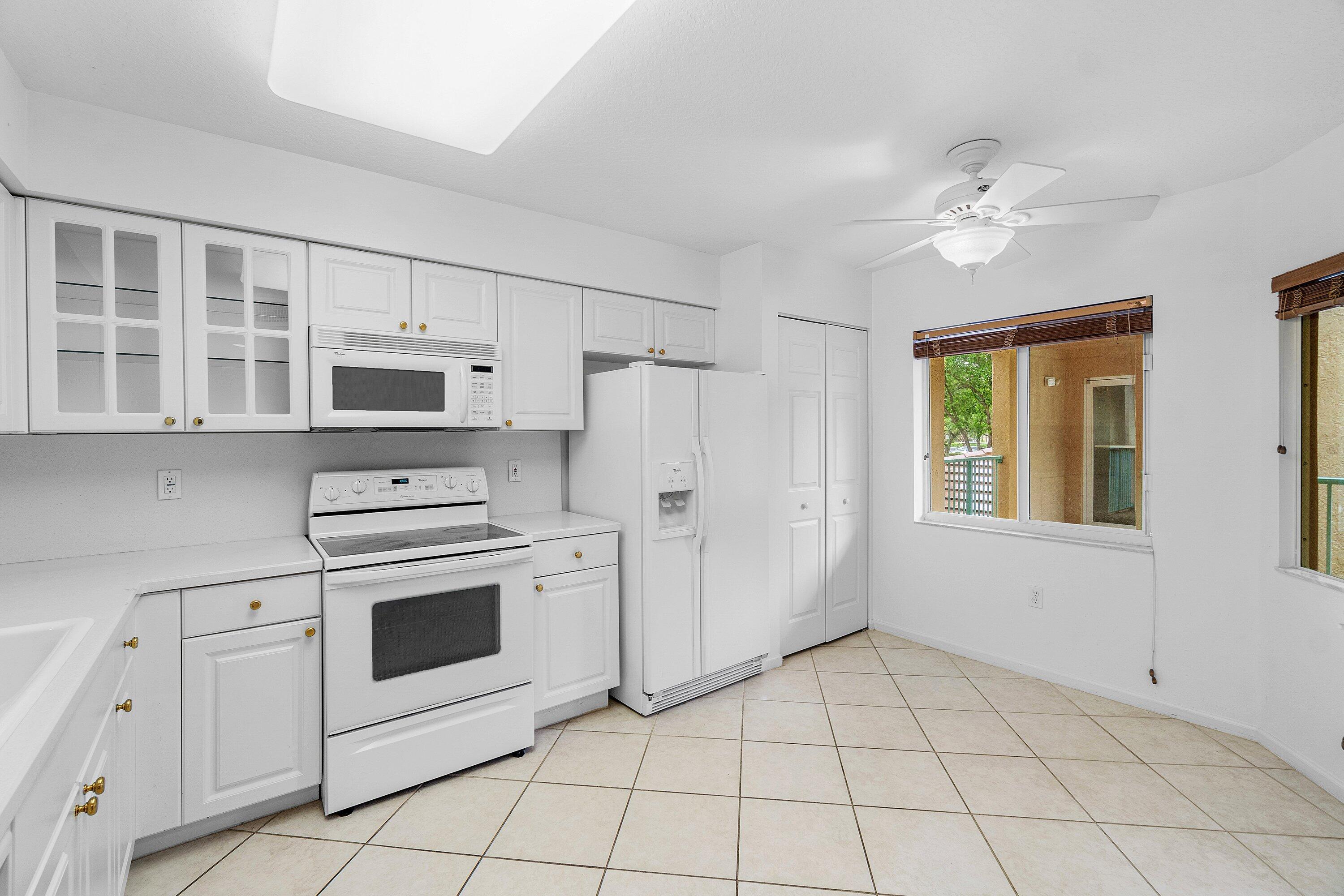 Coral Lakes - Residential