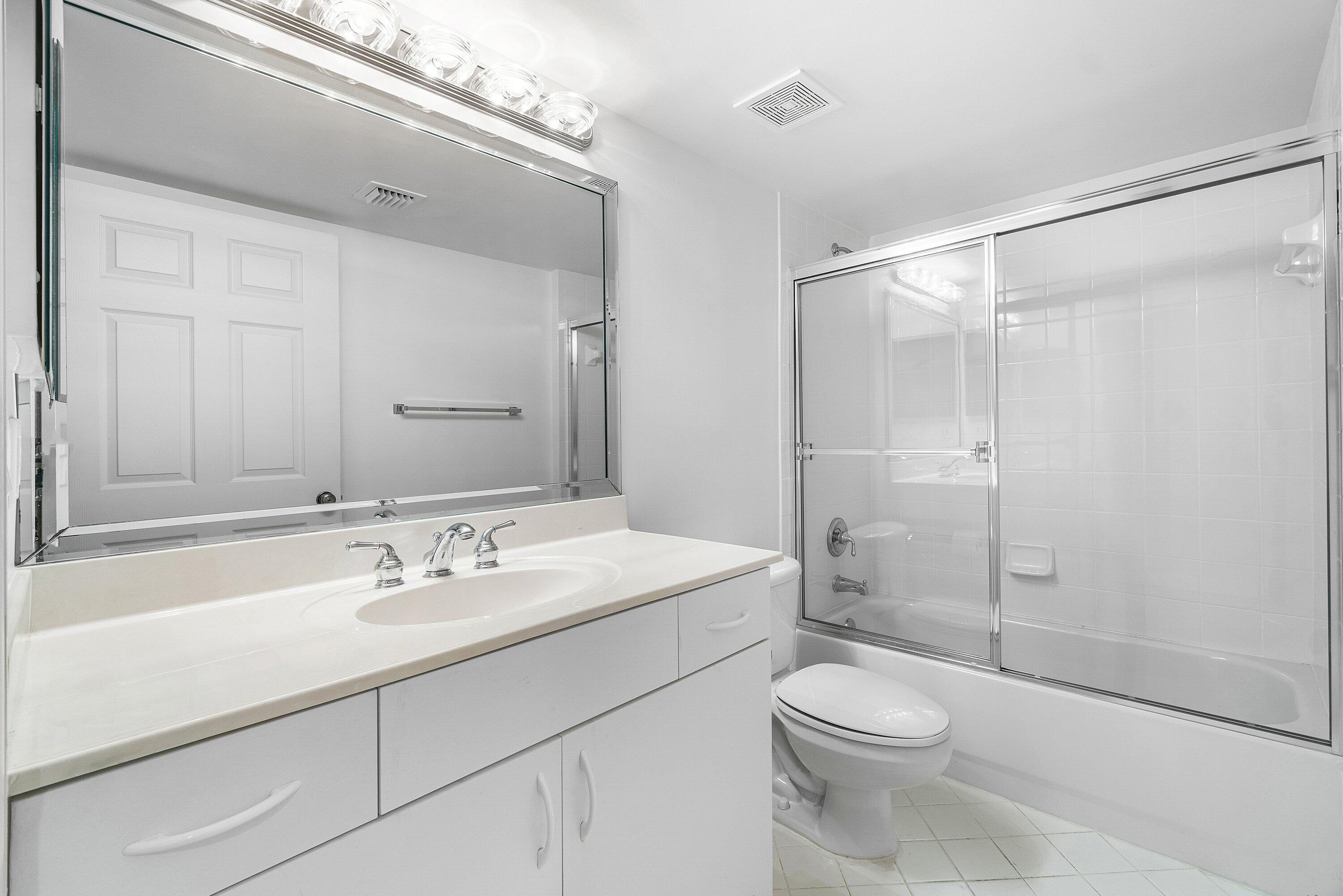 Coral Lakes - Residential