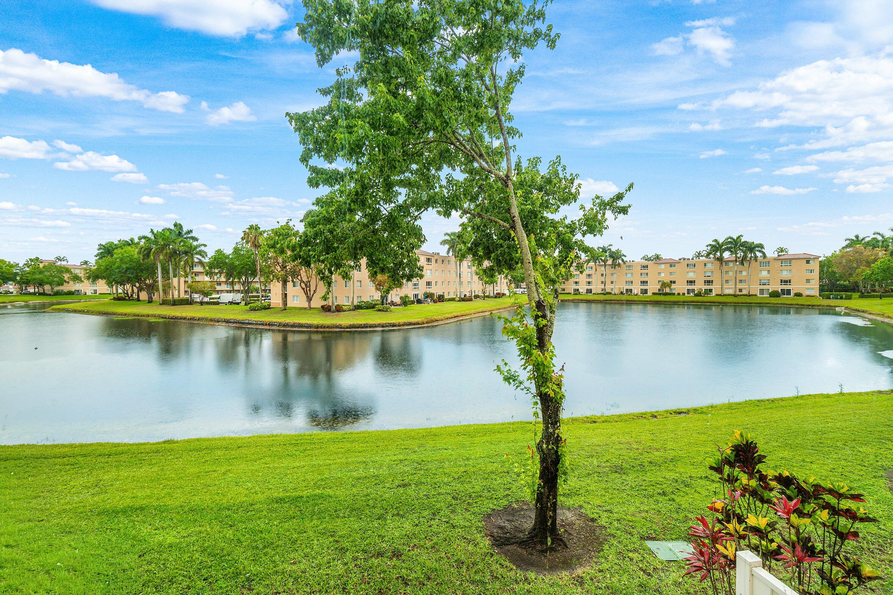 Coral Lakes - Residential