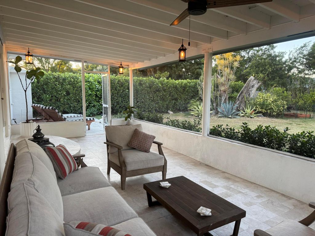 Photo of 2615 Garfield Street, Hollywood, FL 33020 (MLS # R11167724)