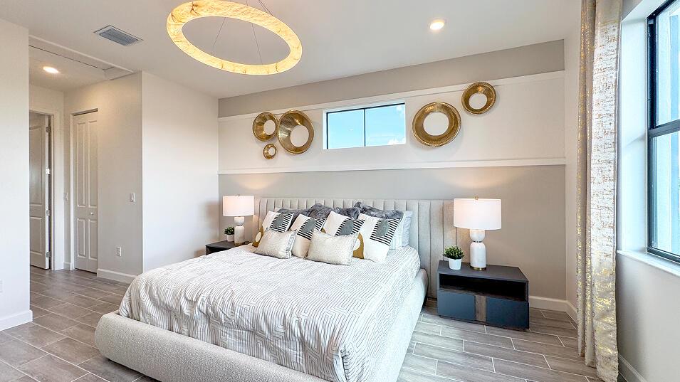 BRYSTOL AT WYDLER - Residential