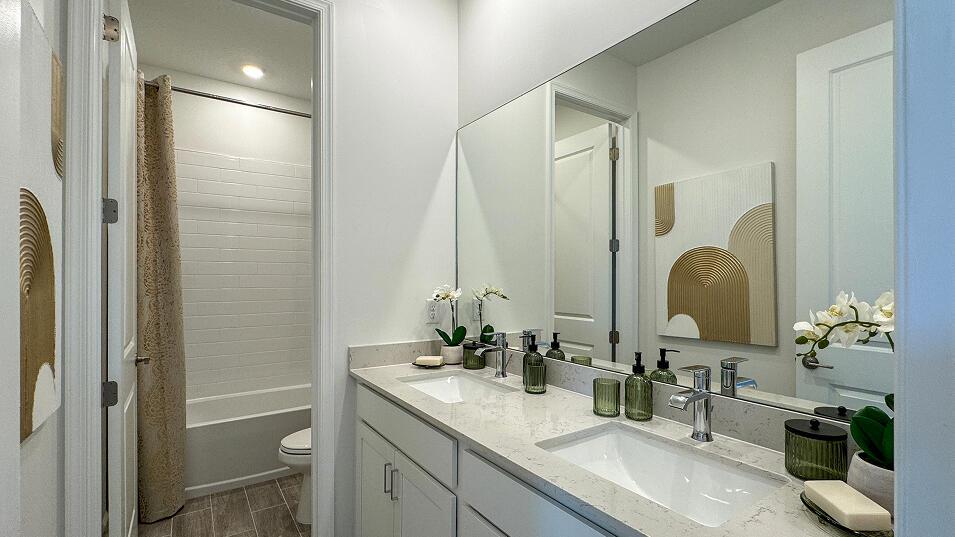 BRYSTOL AT WYDLER - Residential