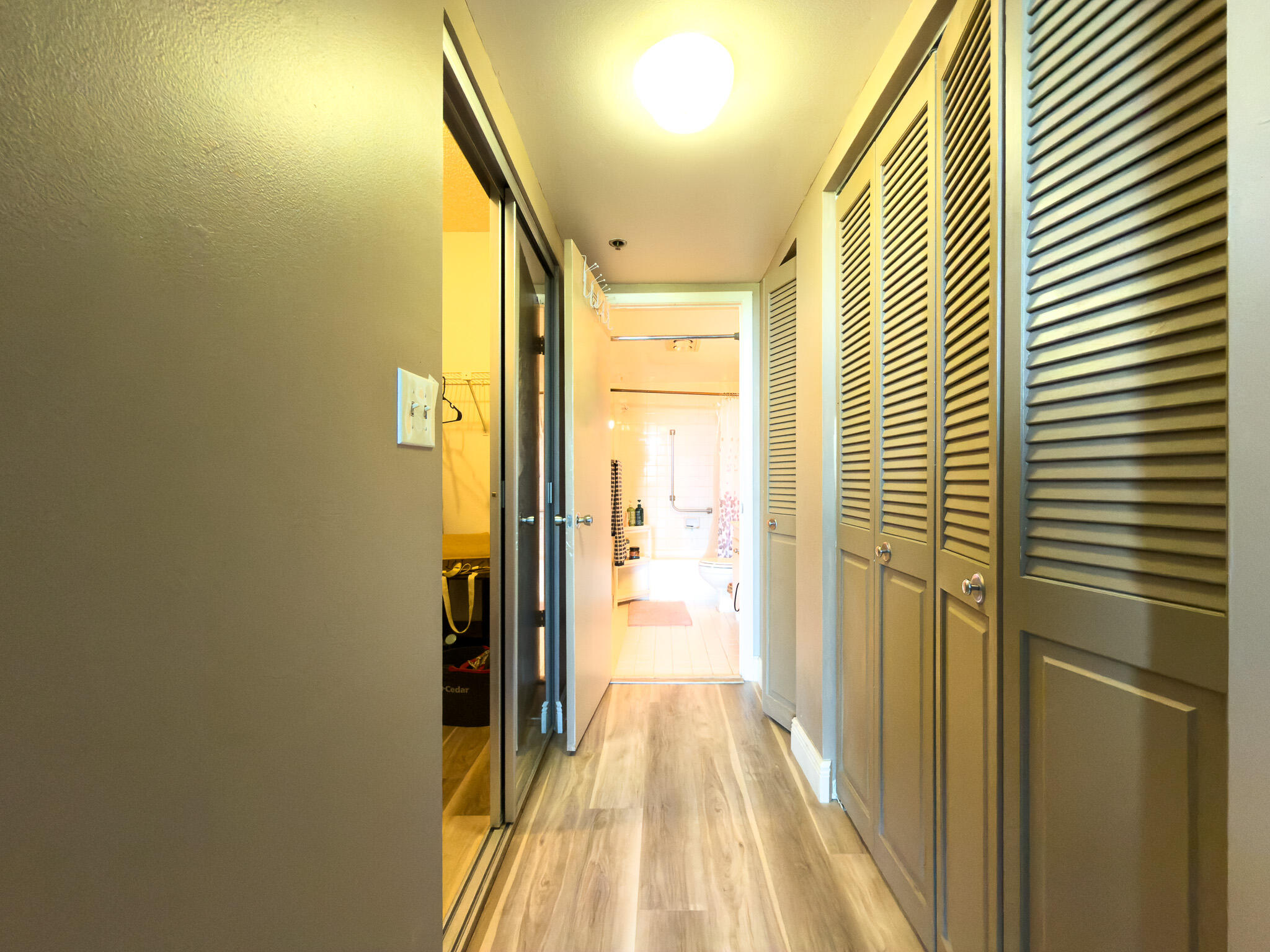 HILLCREST EAST NO 20 CONDO - Residential Lease