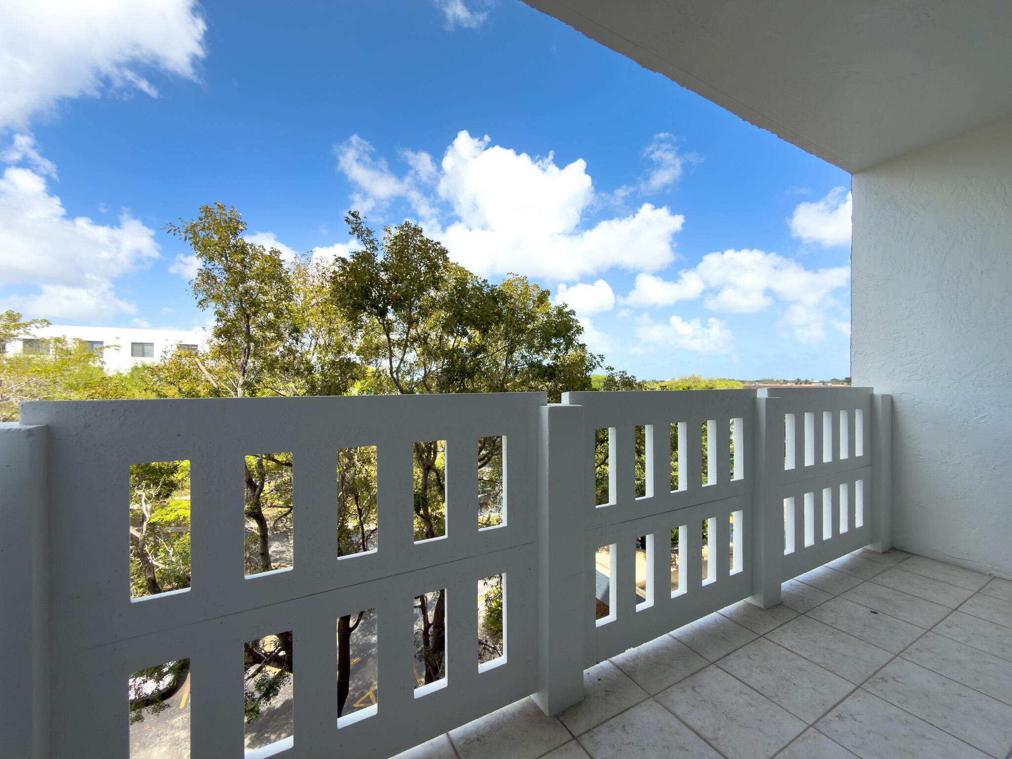 HILLCREST EAST NO 20 CONDO - Residential Lease