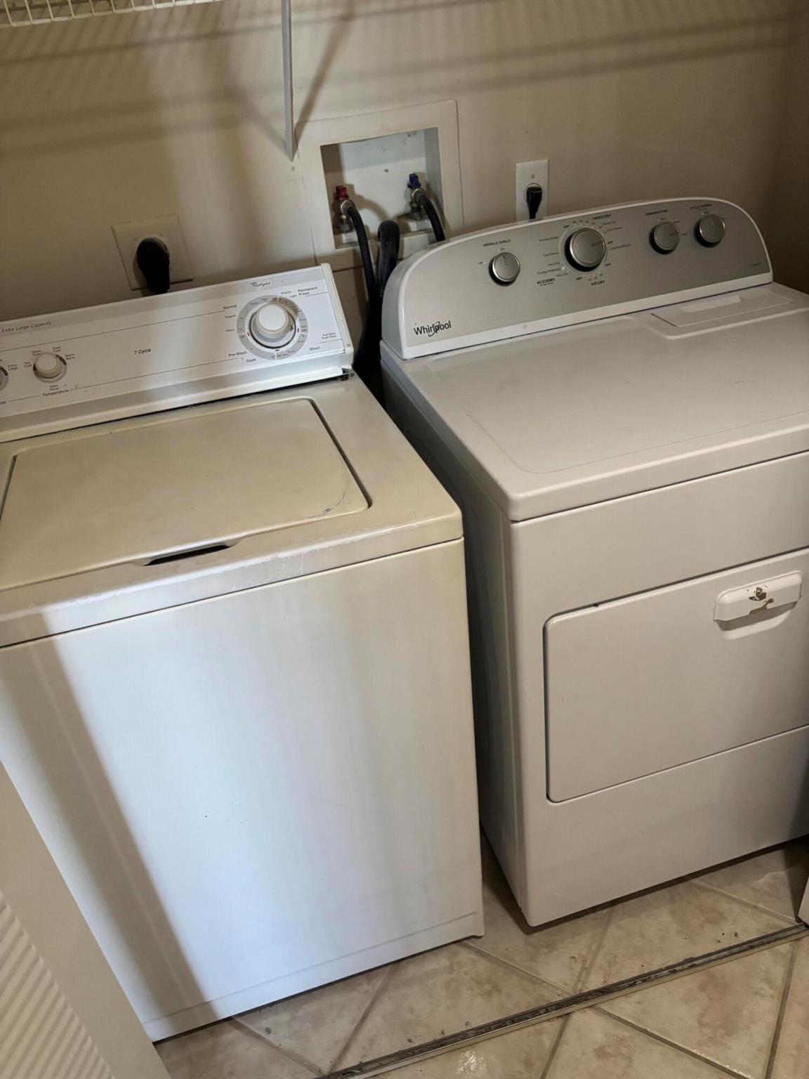 GRAND ISLES CONDO - Residential