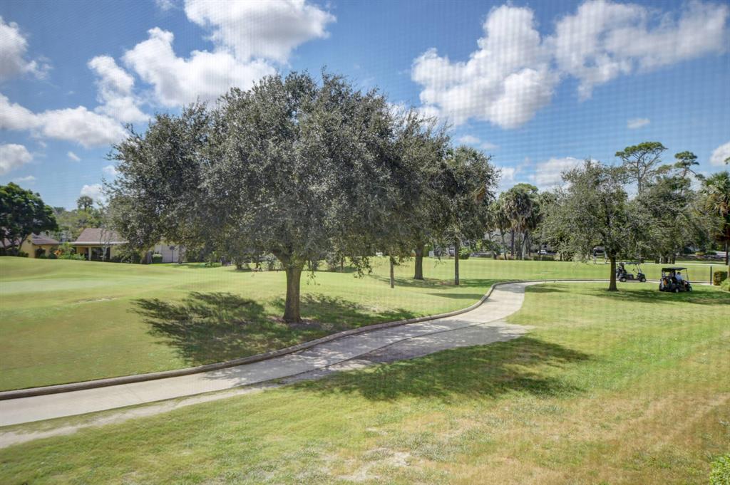 DEER CREEK COUNTRY CLUB - Residential