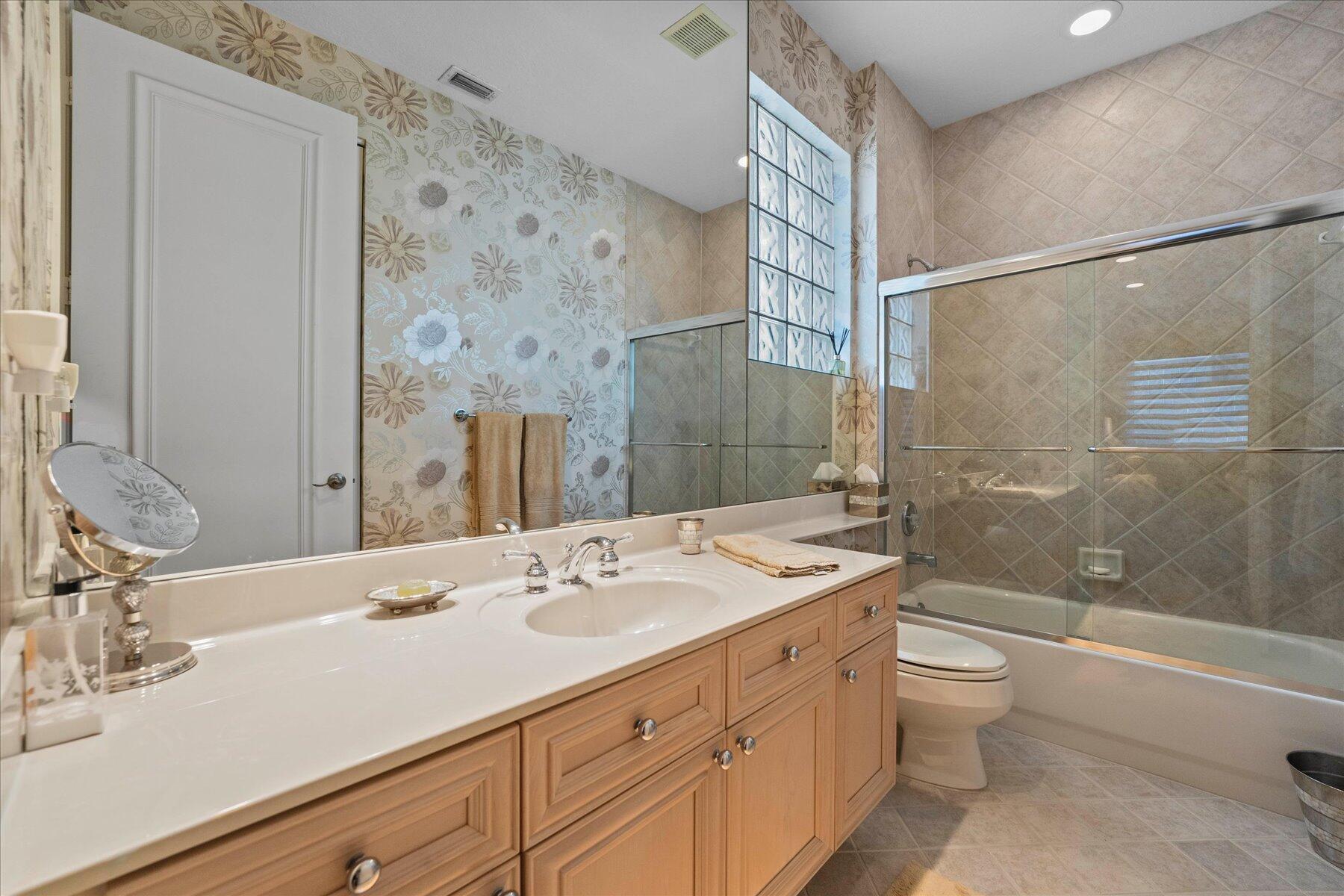 WYCLIFFE TR N - Residential