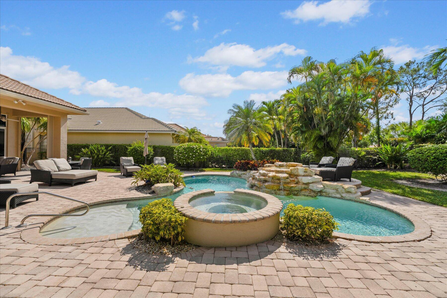 WYCLIFFE TR N - Residential