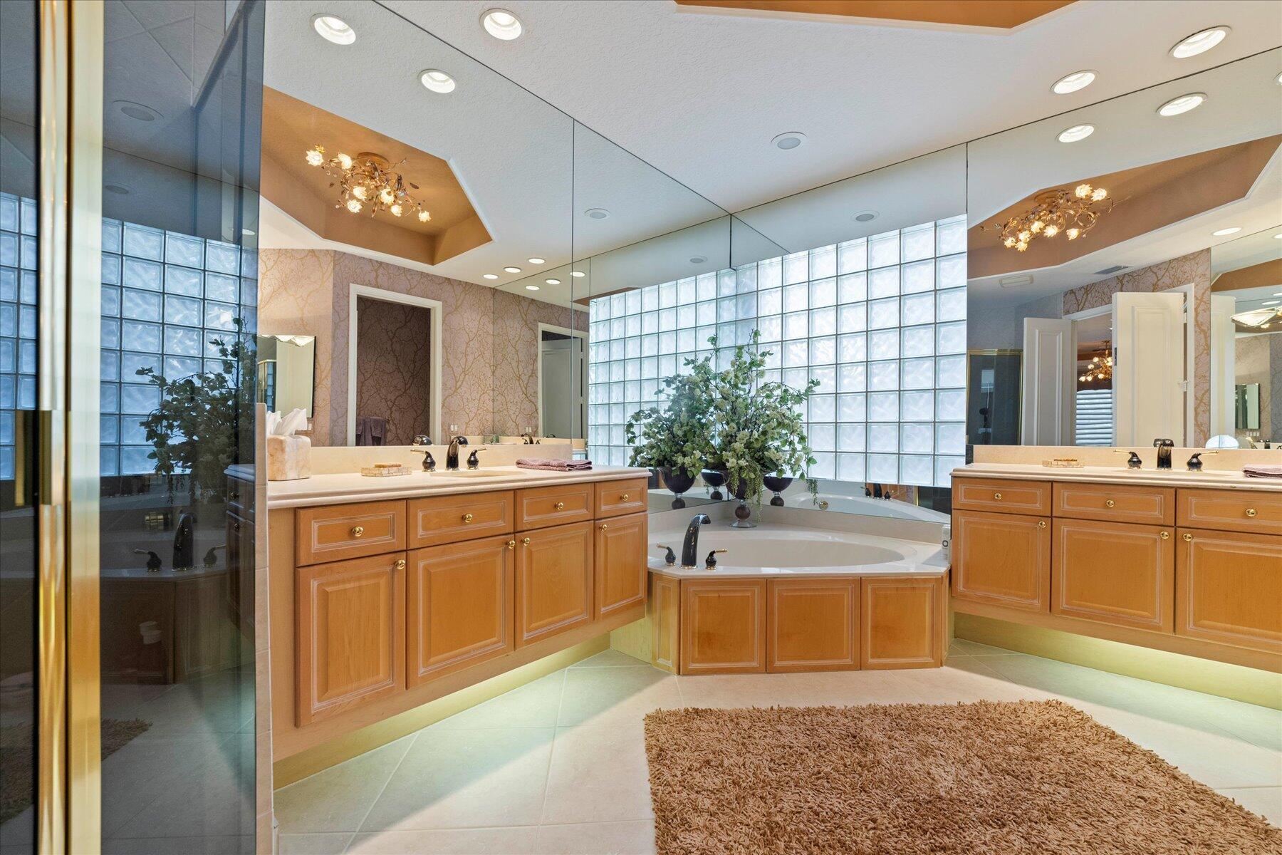 WYCLIFFE TR N - Residential