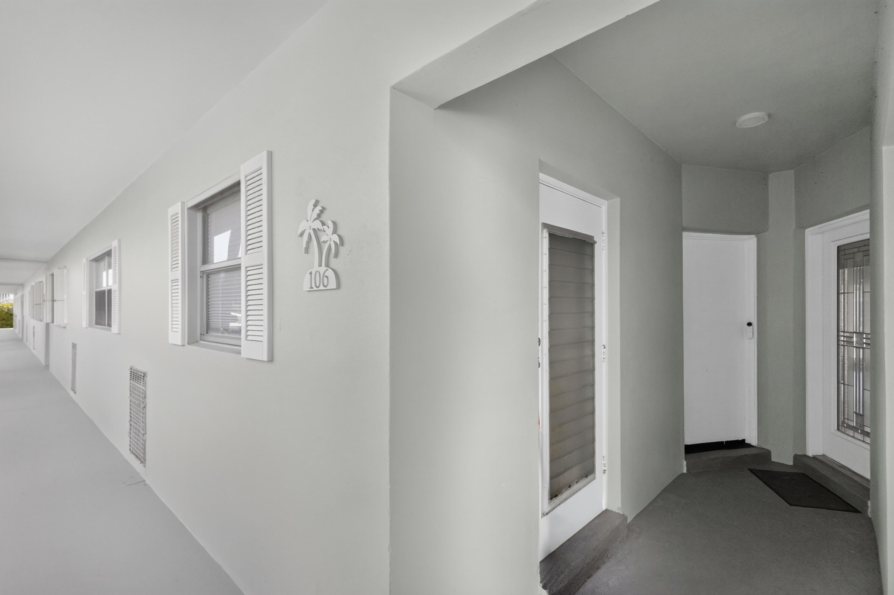 110 Wettaw Lane 106, North Palm Beach FL 33408