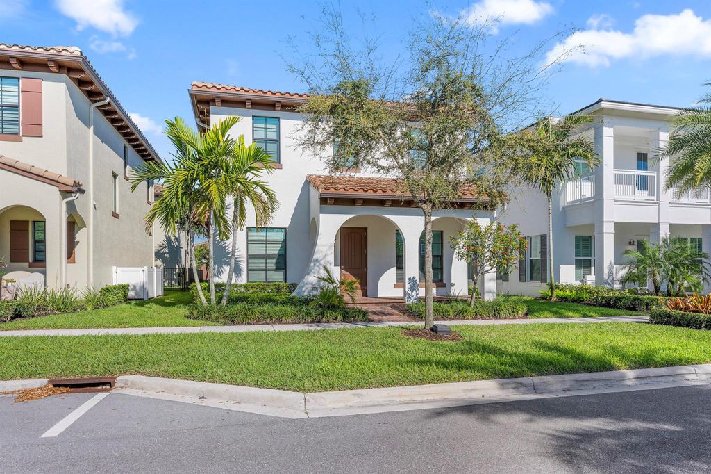 Photo of 13604 Dumont Road, Palm Beach Gardens, FL 33418 (MLS # R11090376)