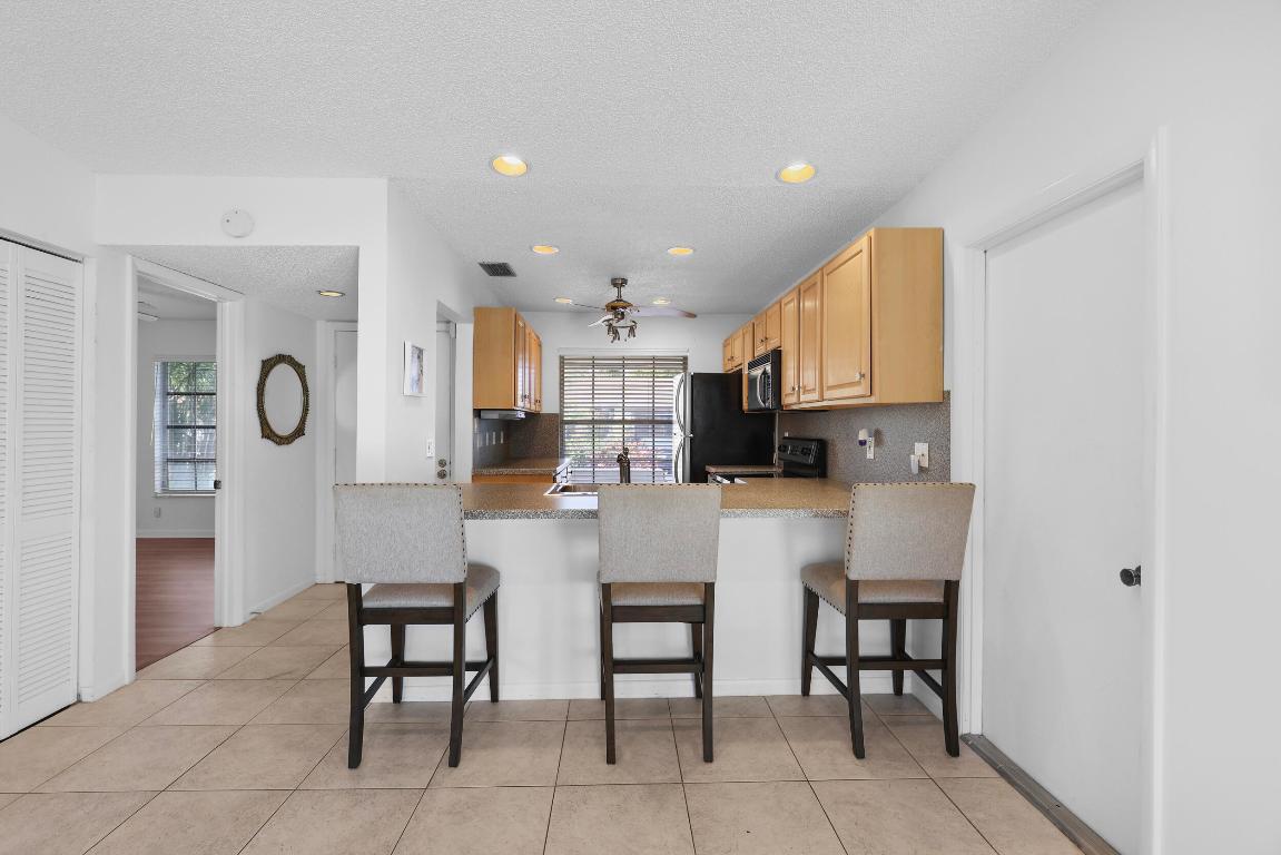 KINGS POINT 4 - Residential