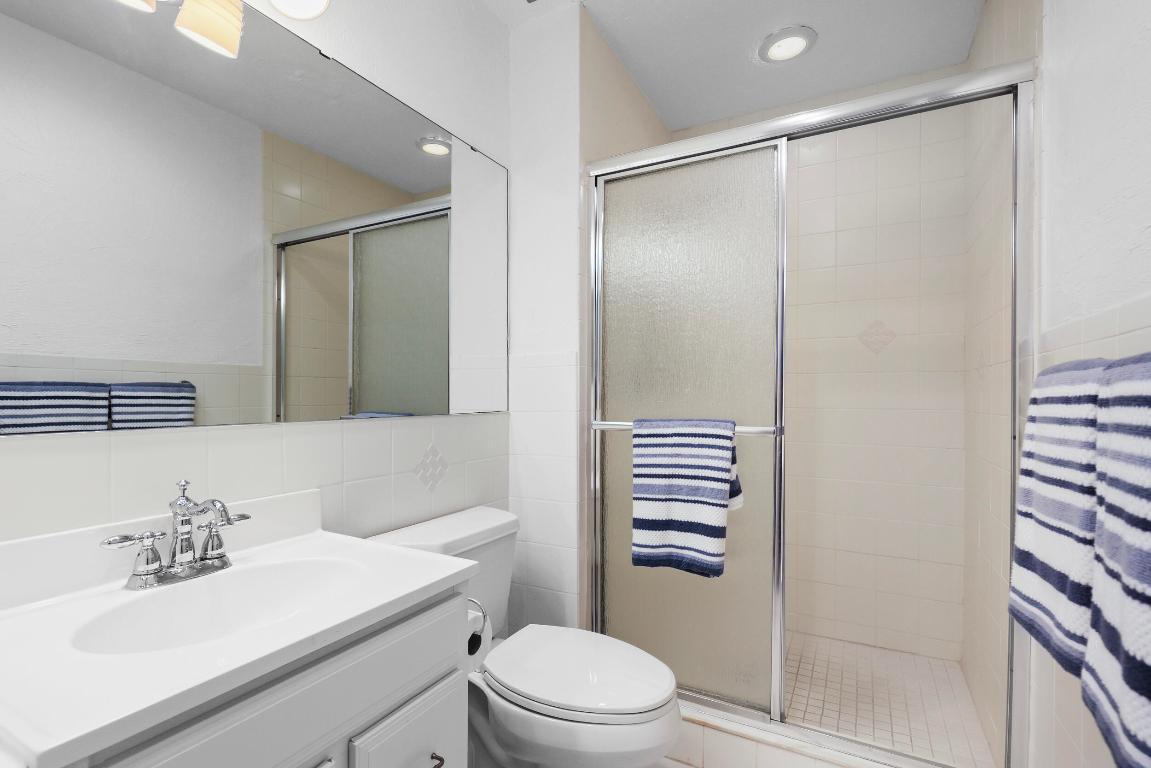 KINGS POINT 4 - Residential