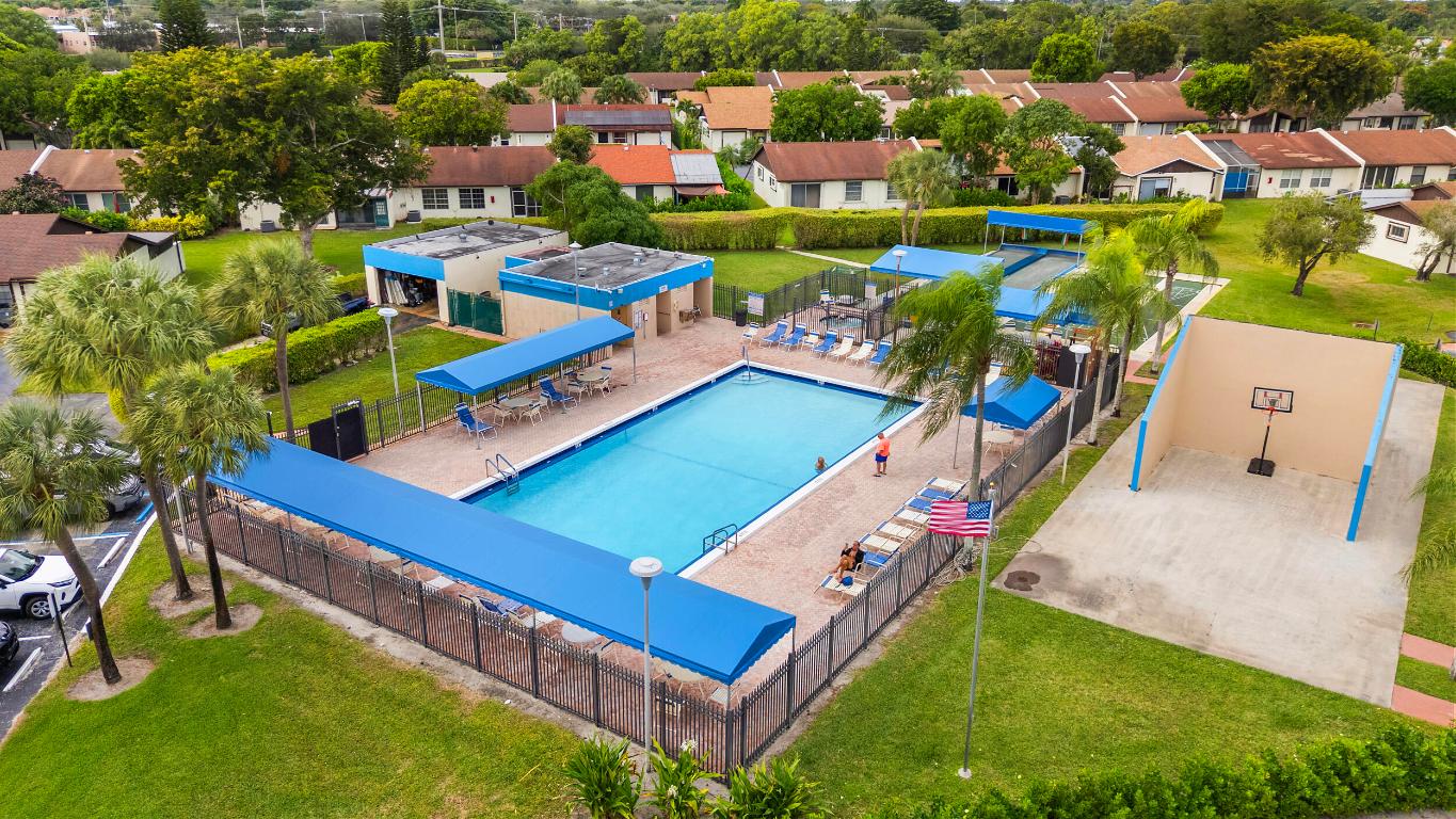 KINGS POINT 4 - Residential