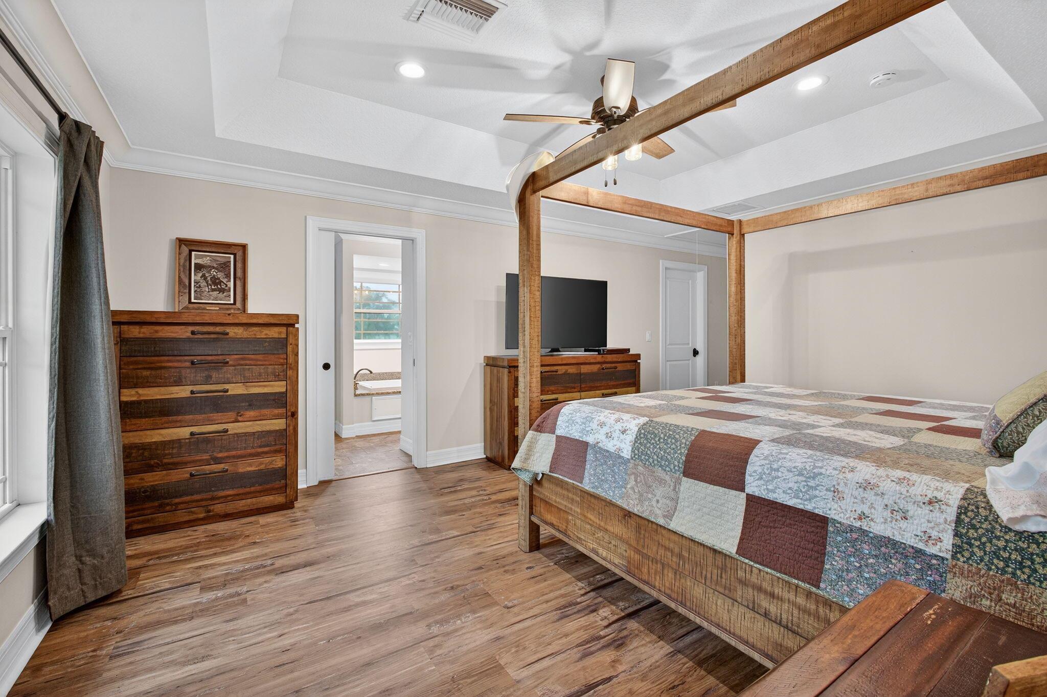 SUNCREEK RANCH - Residential