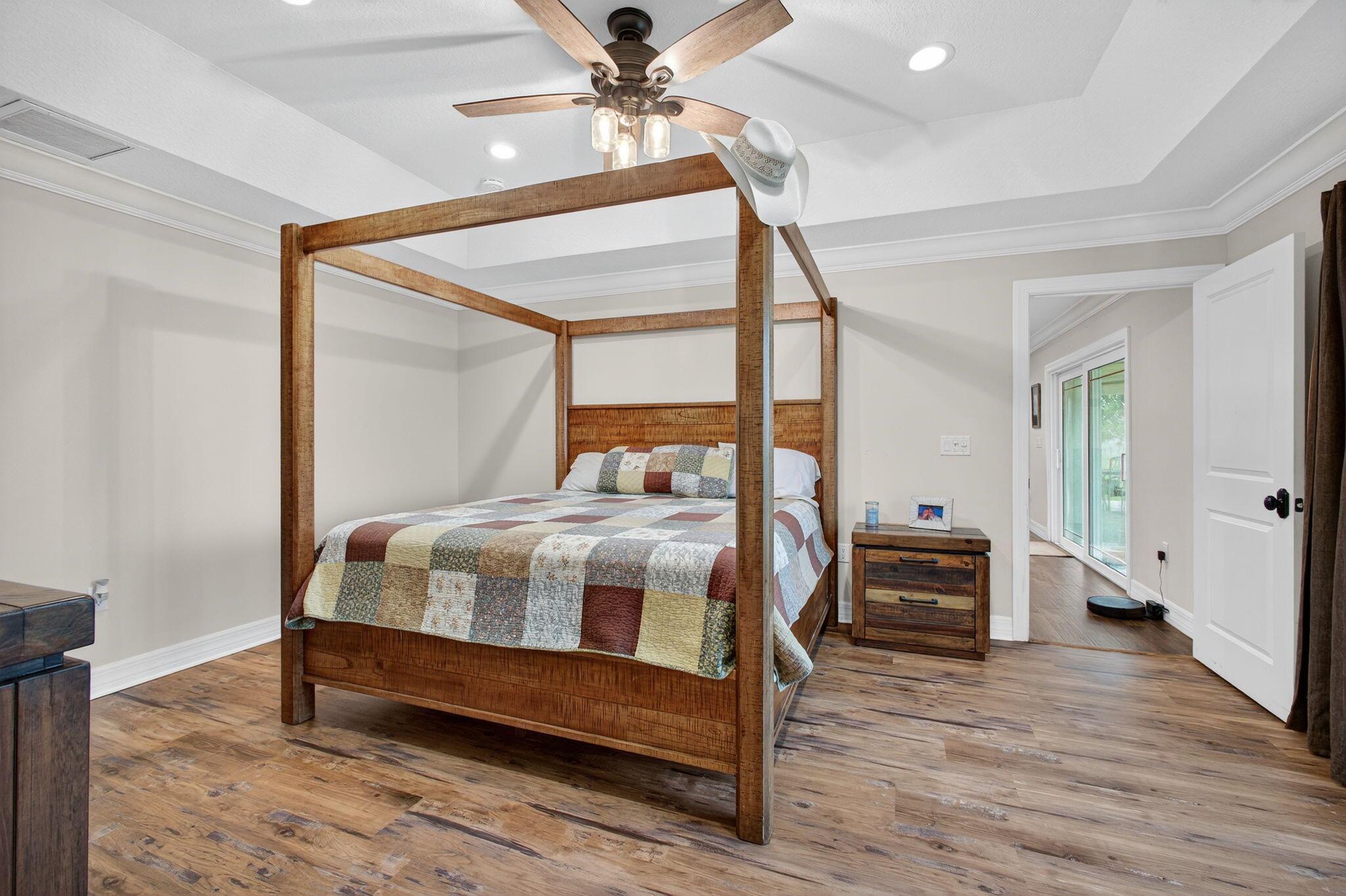 SUNCREEK RANCH - Residential