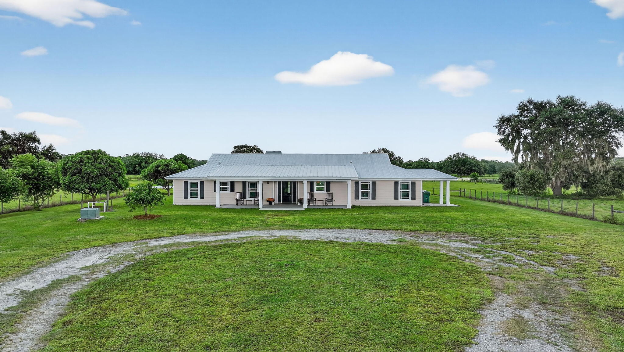 SUNCREEK RANCH - Residential