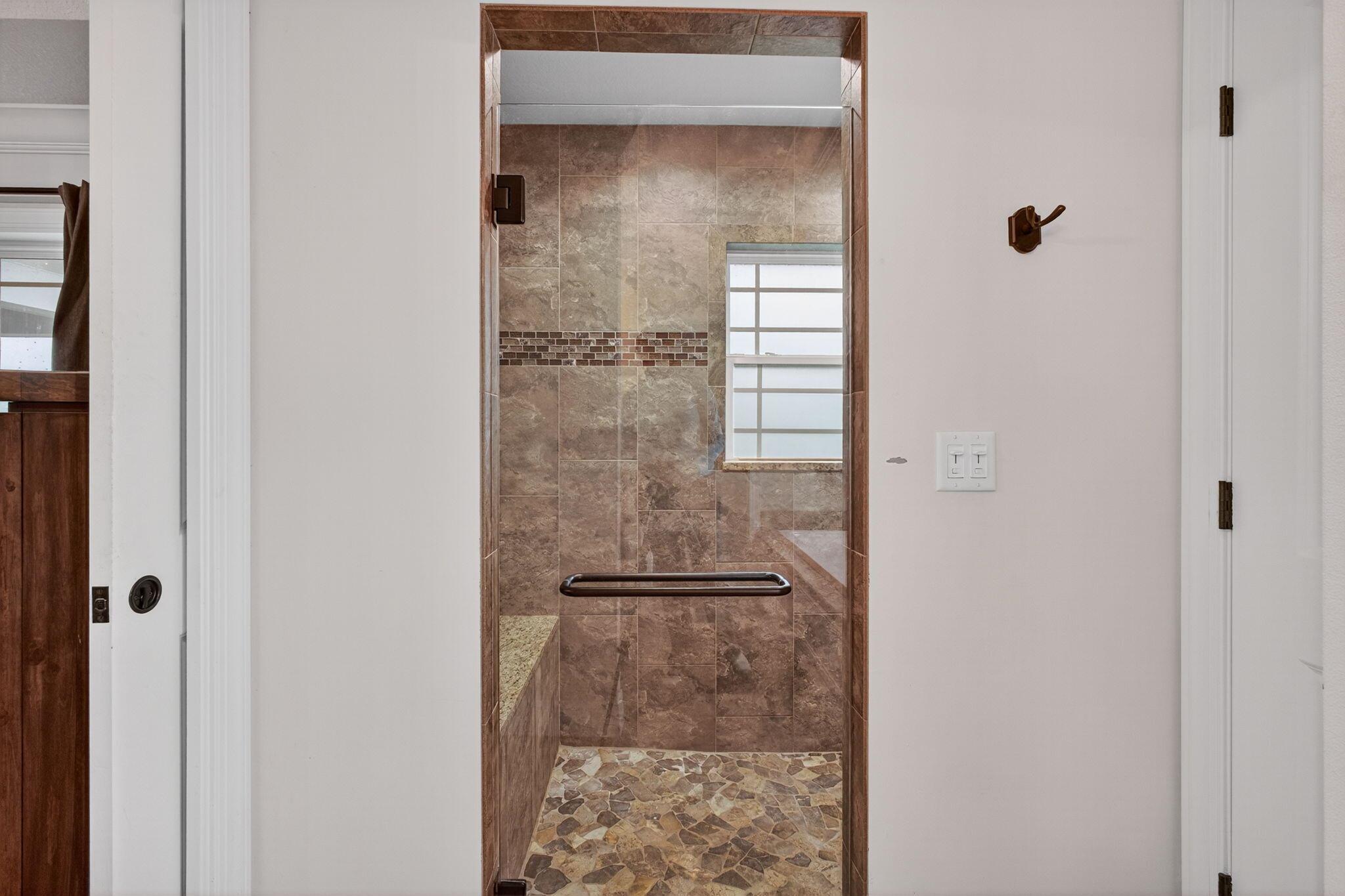 SUNCREEK RANCH - Residential