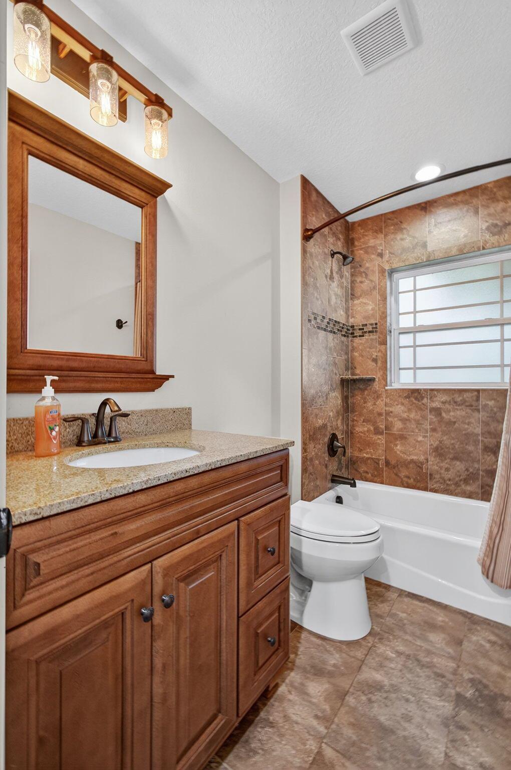 SUNCREEK RANCH - Residential