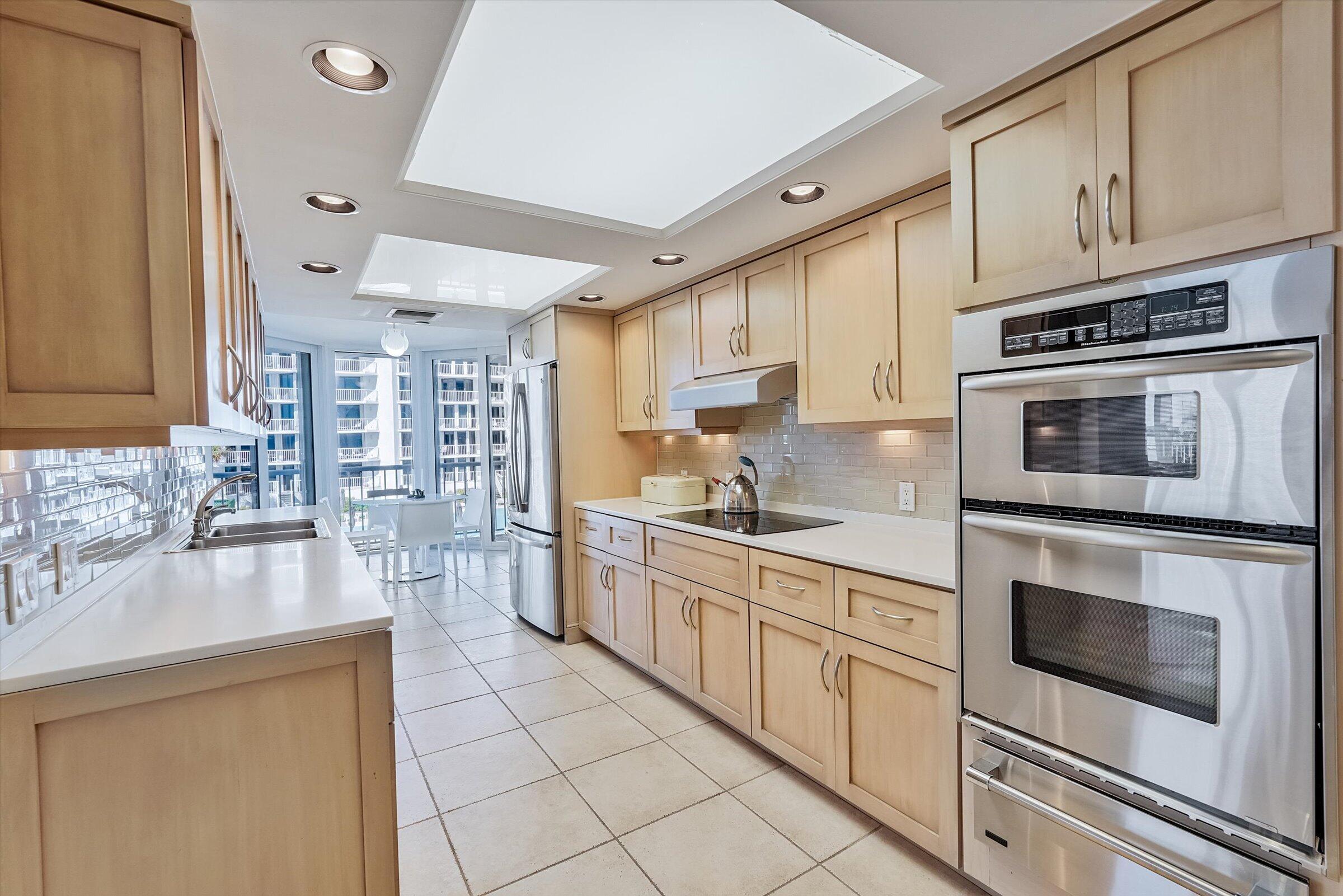 ENCLAVE OF PALM BEACH CONDO - Residential