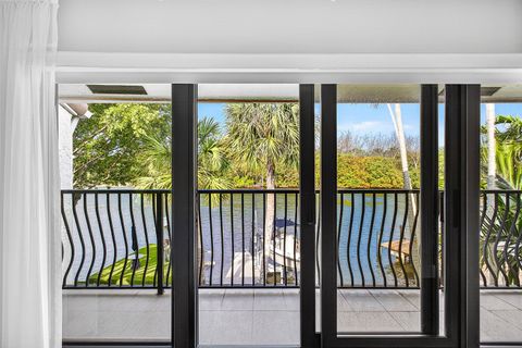 Tiny photo for 605 NE 19th Avenue, Deerfield Beach, FL 33441 (MLS # B26011658)