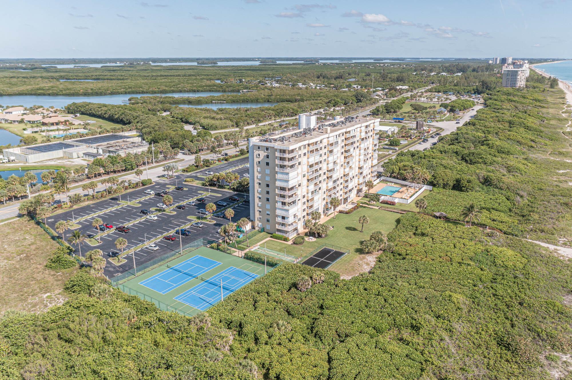 SEA PALMS CONDOMINIUM - Residential Lease