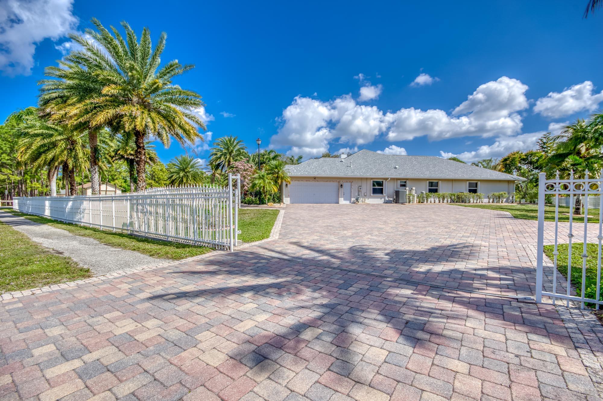 The Acreage - Residential