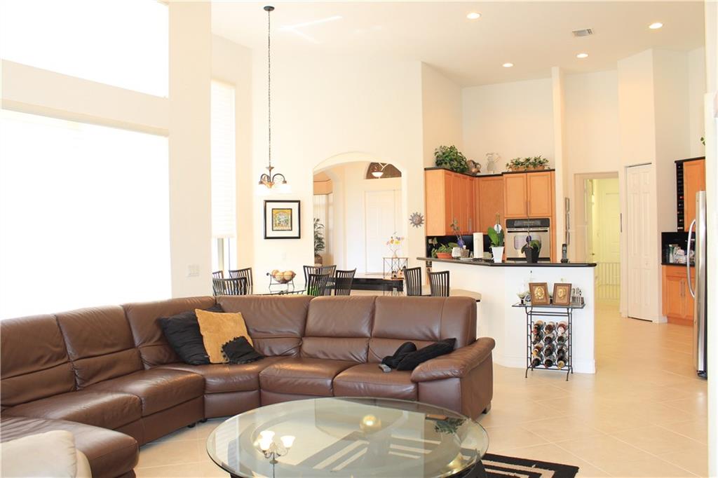 Heron Bay East 169-105 B - Residential