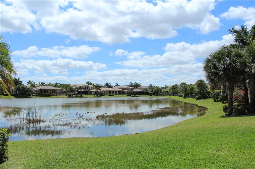 Heron Bay East 169-105 B - Residential