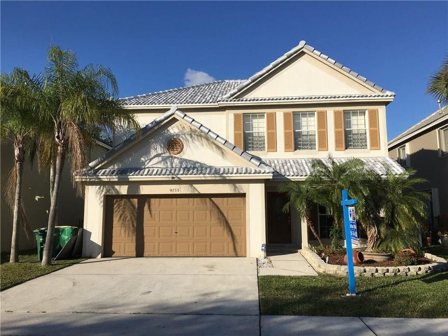 JUST REDUCED -ALL AGES, OUTSTANDING 2 STORY PROPERTY IN PLUM BAY. ON GOLF COURSE LOT. NEW ROOF, NEW KITCHEN,CERAMIC TILE DOWNSTAIRS, AND CARPETING UPSTAIRS. NEW APPLIANCES, A+ SCHOOLS, LOW MAINTENANCE, HOUSE IS SPOTLESS AND READY FOR A NEW BUYER.MOTIVATED SELLER WILL CONSIDER ALL OFFERS. PLEASE SEE THE ATTACHMENTSELLER MAY CONSIDER ASSISTING BUYER WITH CLOSING COSTS