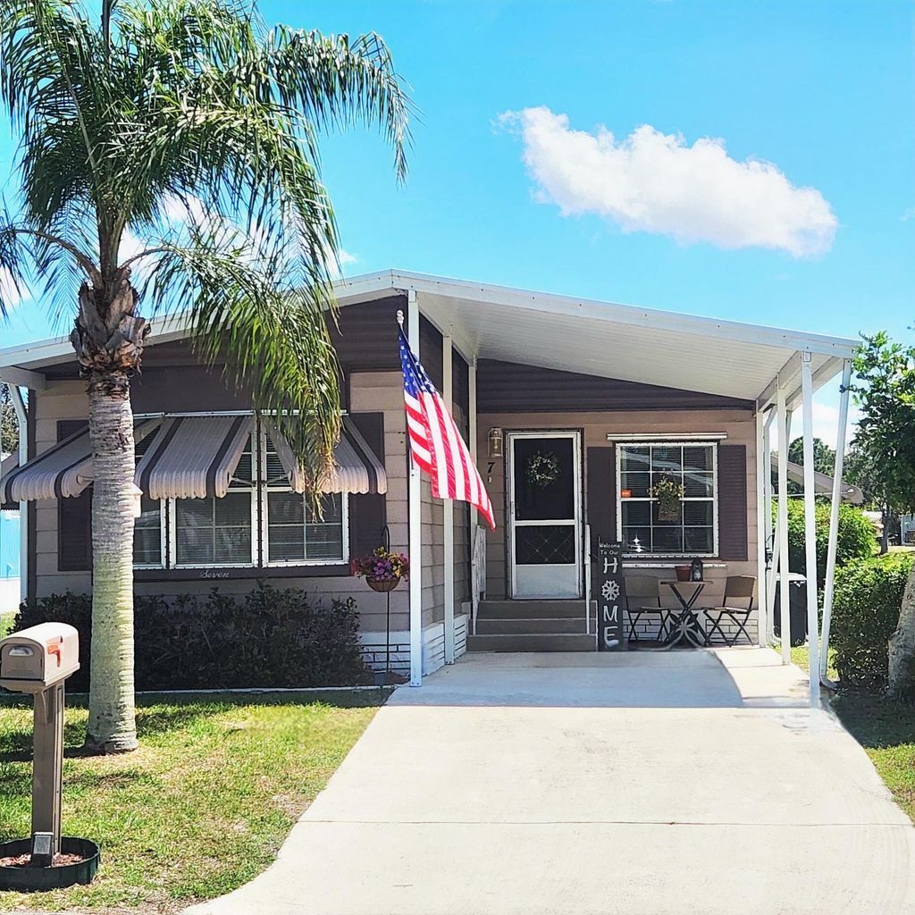 Photo of 7 Guadalupe, Port Saint Lucie, FL 34952 (MLS # B26018599)