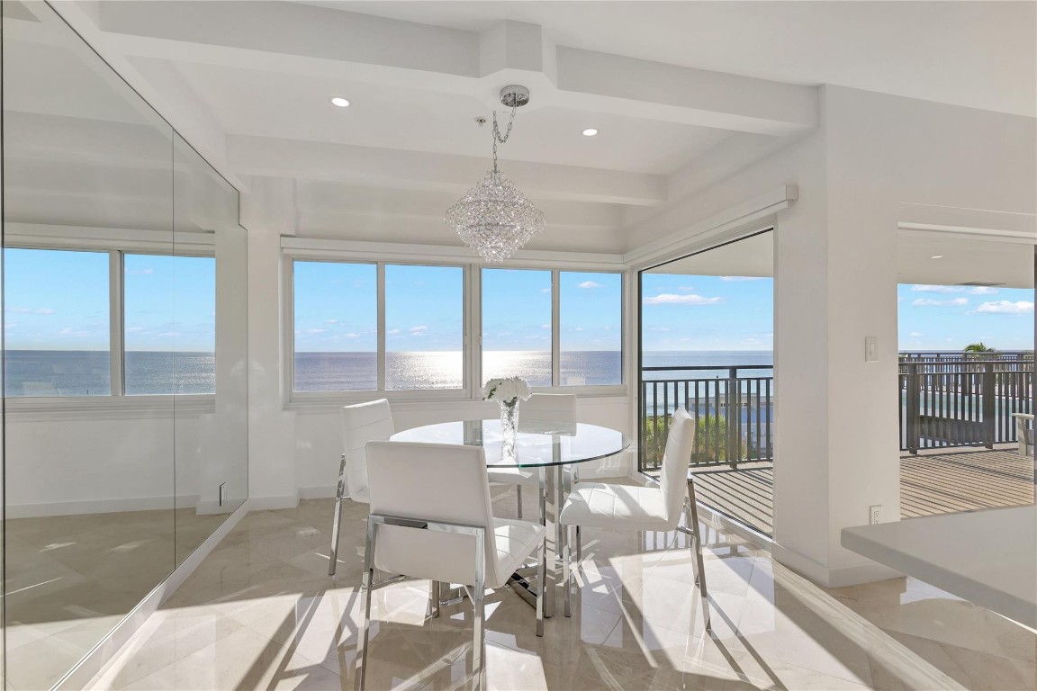 ISLAND POINT CONDO - Residential