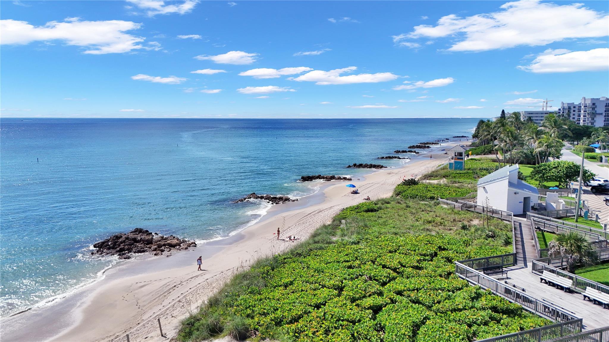 ISLAND POINT CONDO - Residential