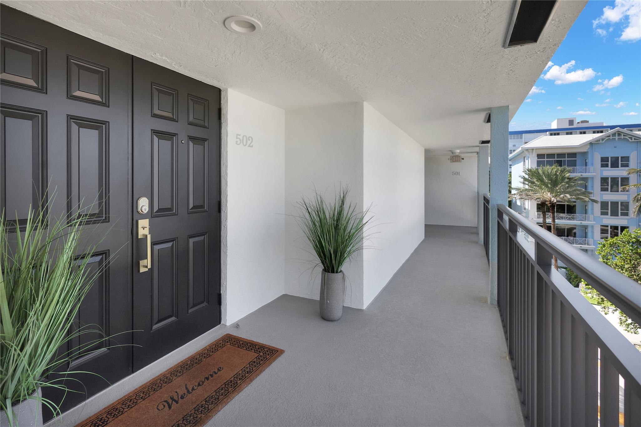 ISLAND POINT CONDO - Residential