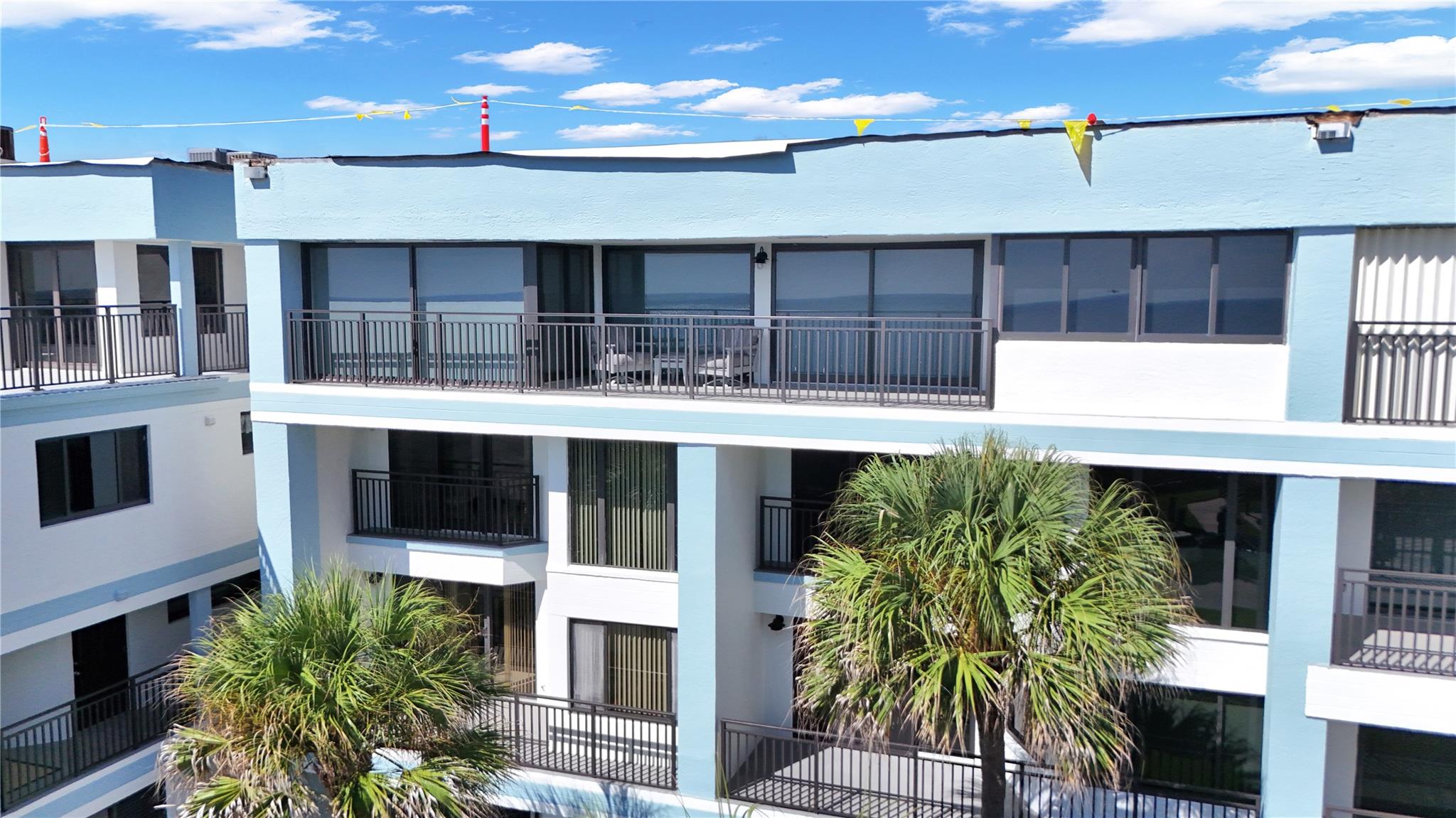 ISLAND POINT CONDO - Residential