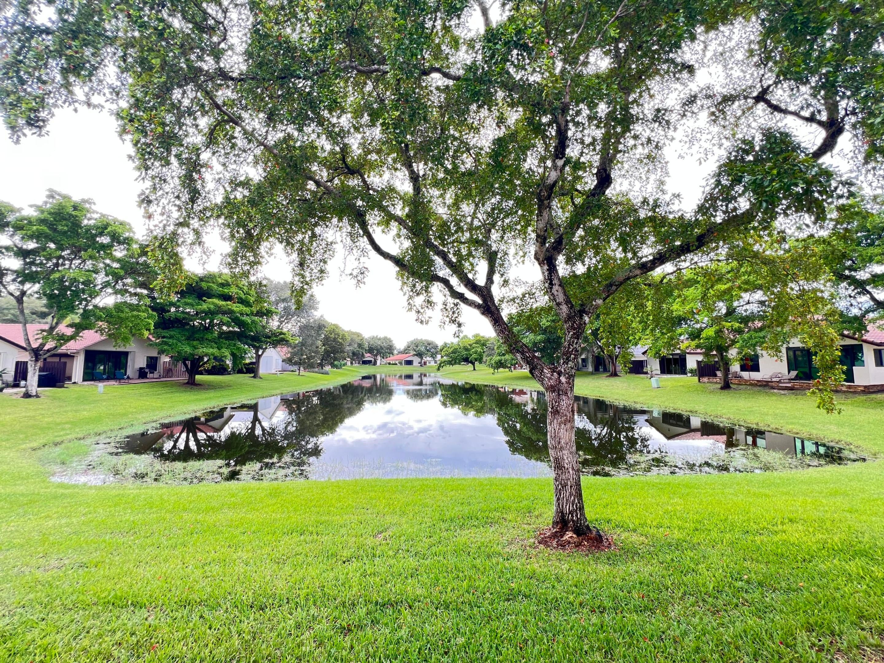 4803 BOXWOOD Circle