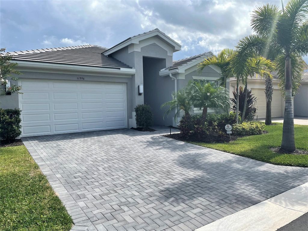 Photo of 11396 SW Willow Lane, Port St Lucie, FL 34987 (MLS # R10910755)