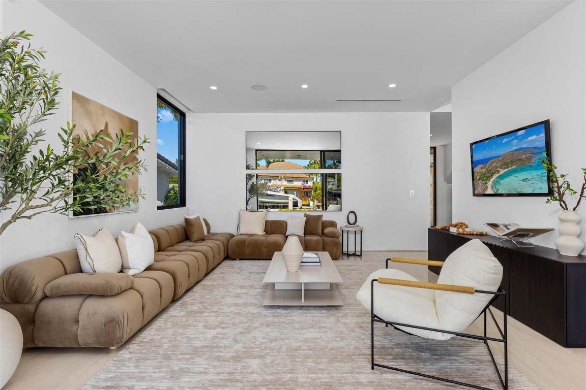 Lauderdale Harbors - Residential