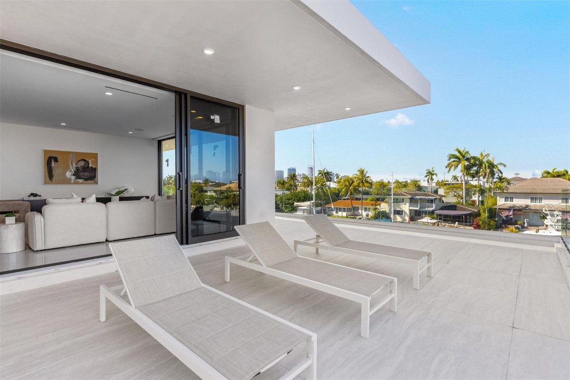 Lauderdale Harbors - Residential