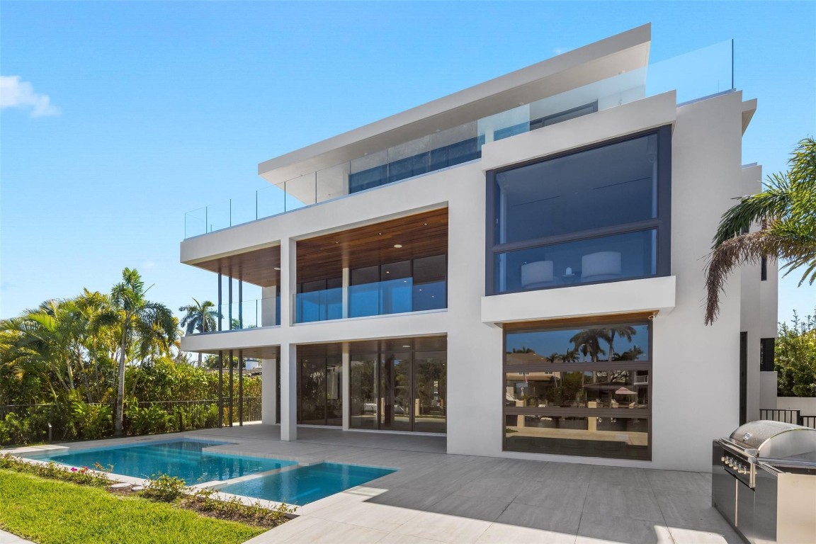 Lauderdale Harbors - Residential