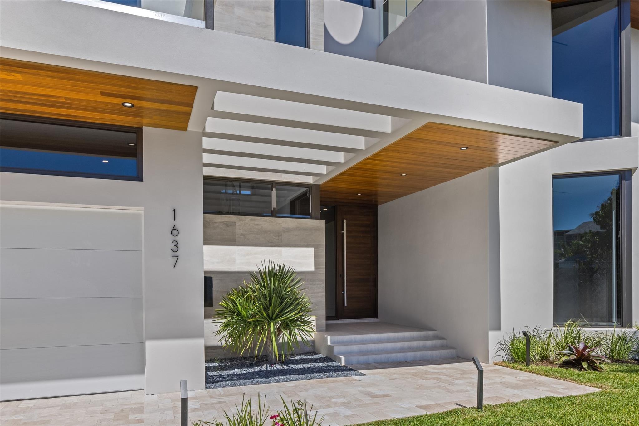 Lauderdale Harbors - Residential