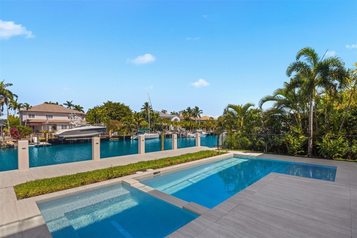 Lauderdale Harbors - Residential