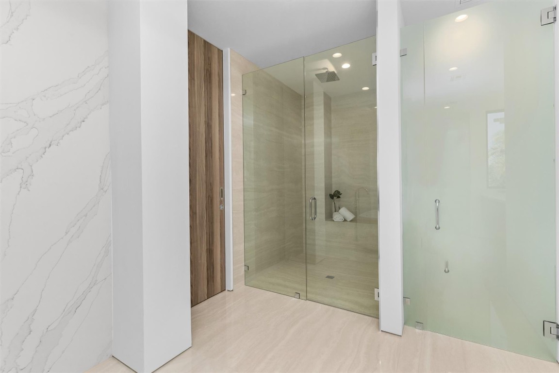 Lauderdale Harbors - Residential