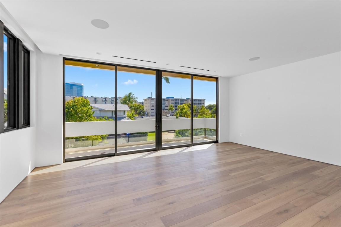 Lauderdale Harbors - Residential