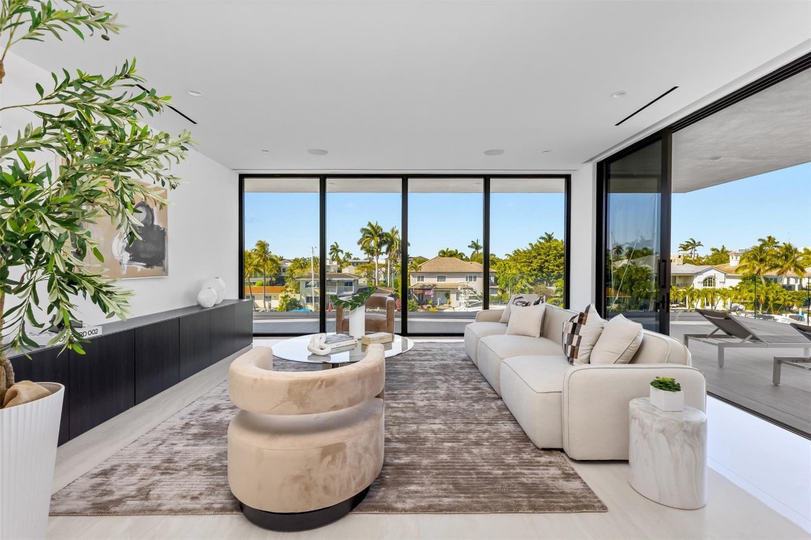 Lauderdale Harbors - Residential