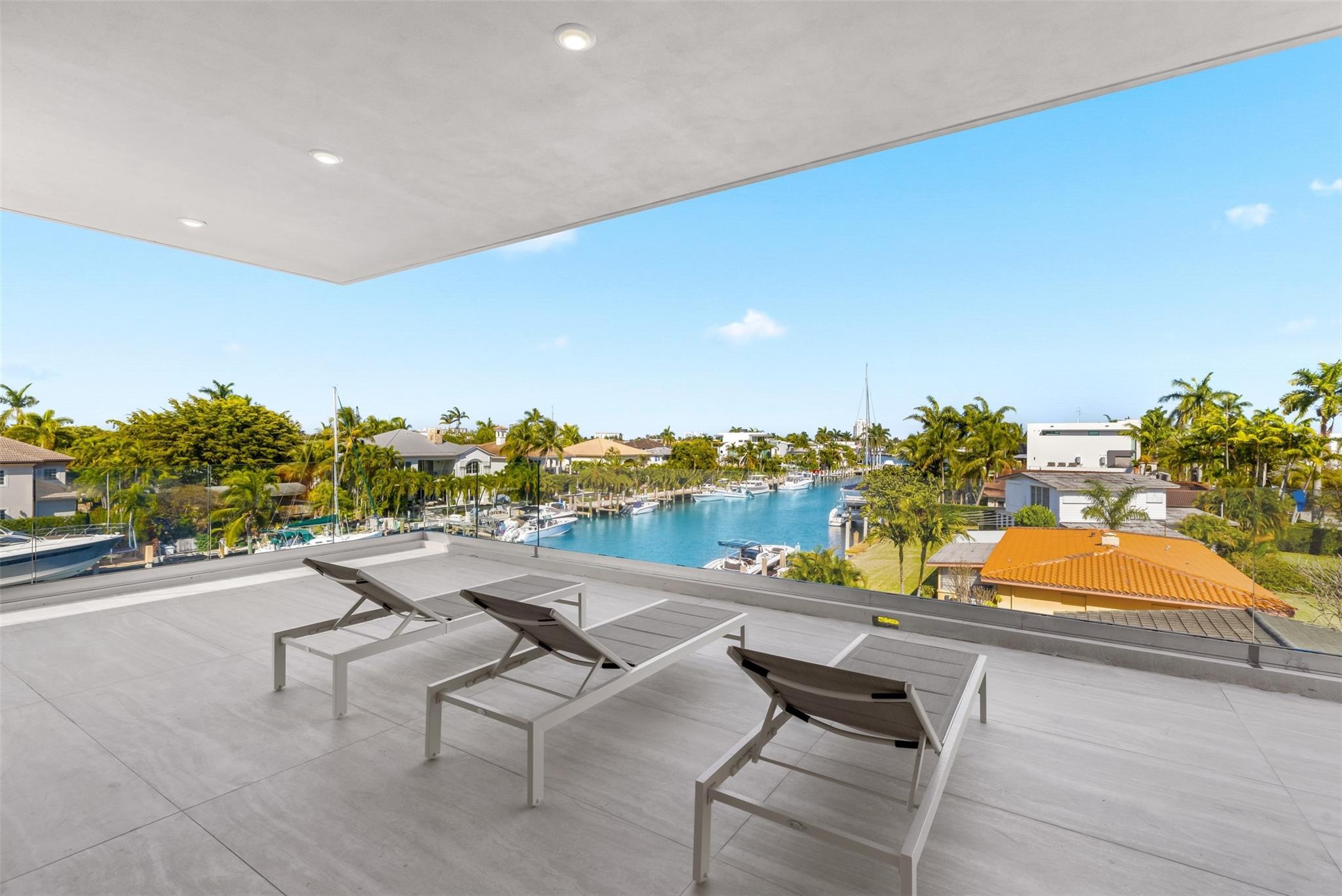 Lauderdale Harbors - Residential