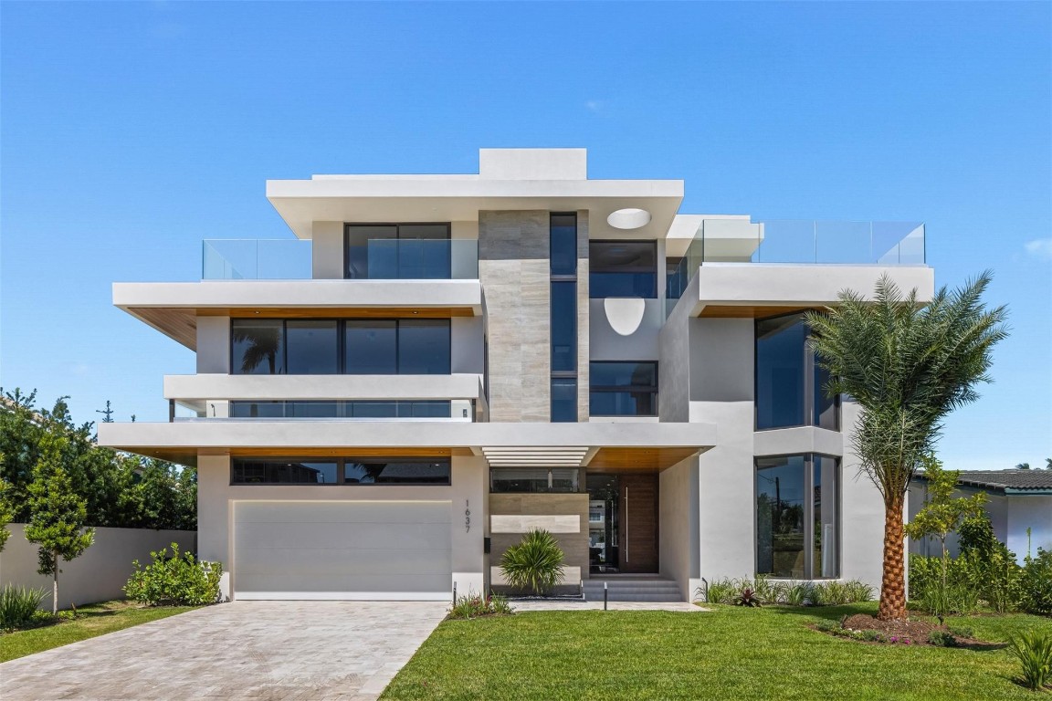 Lauderdale Harbors - Residential