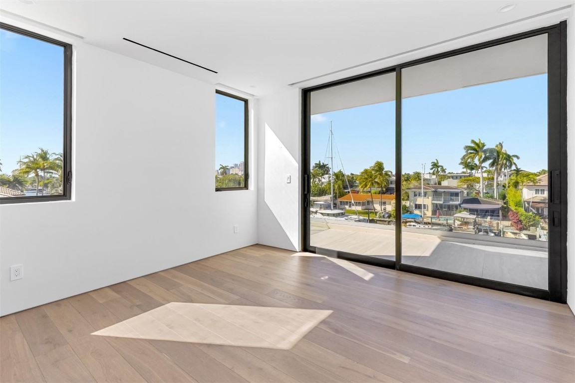 Lauderdale Harbors - Residential