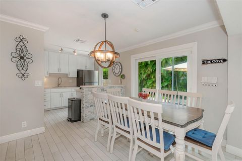 A home in Wilton Manors