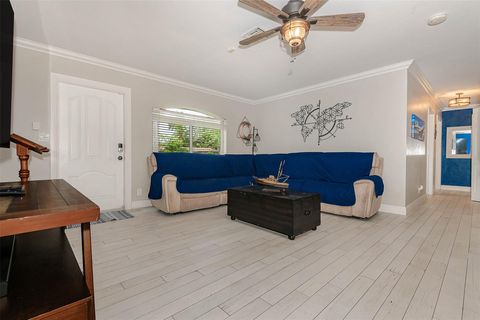 A home in Wilton Manors